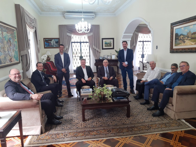 FAOSC PARTICIPA DE REUNIÃO SOBRE FUMDES EM FLORIANÓPOLIS